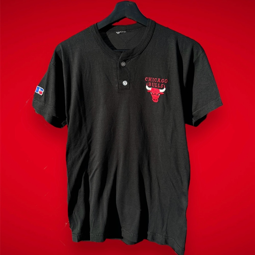 Vintage 90s Russell Athletic NBA Chicago Bulls embroidered tee